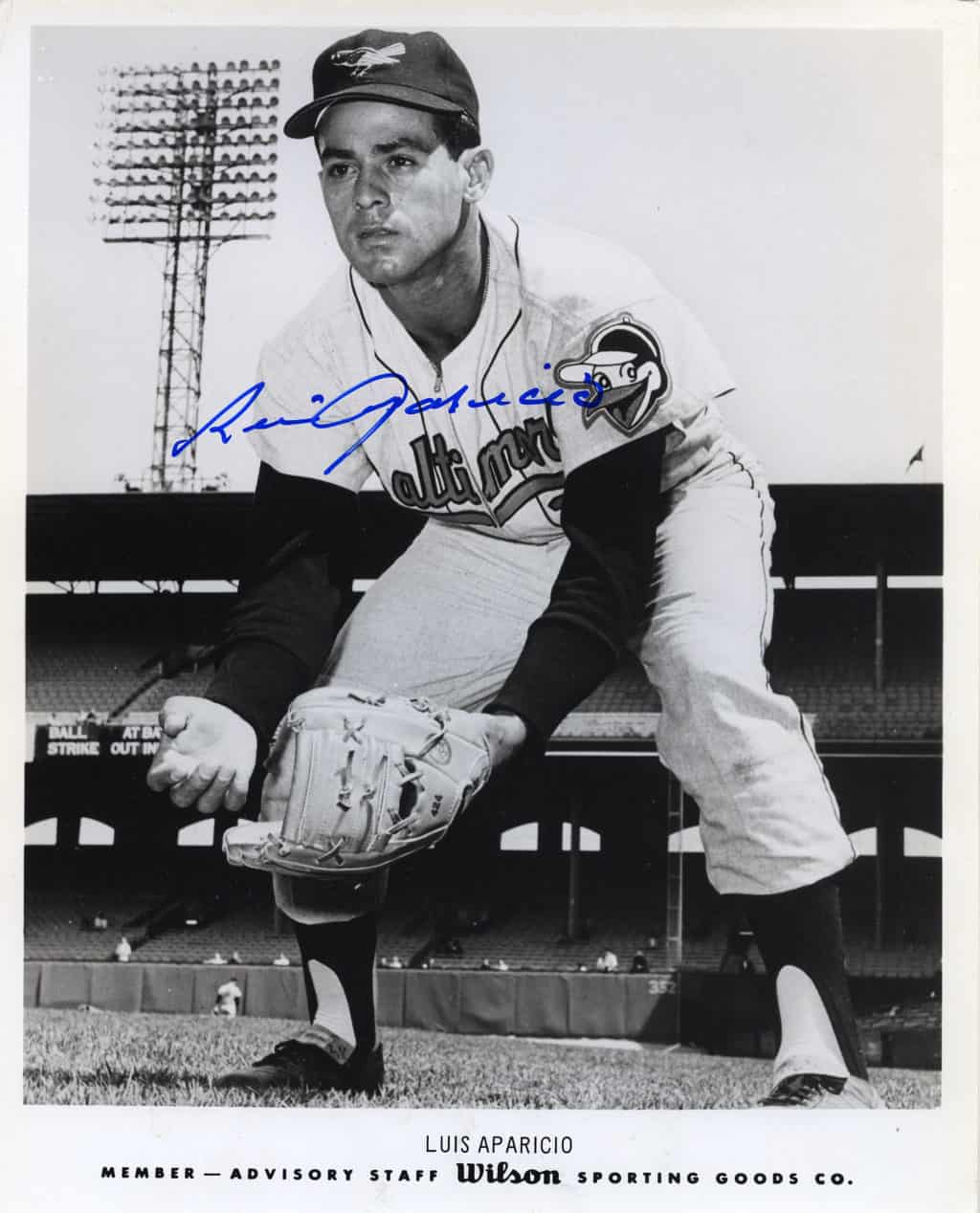 Luis Aparicio - Baltimore Orioles - full length - B/W - Aparicio-3761.jpg - 8x10