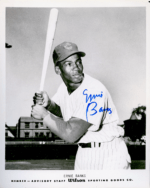 Ernie Banks - Chicago Cubs - batting - B/W - BanksErnie2.png - 8x10