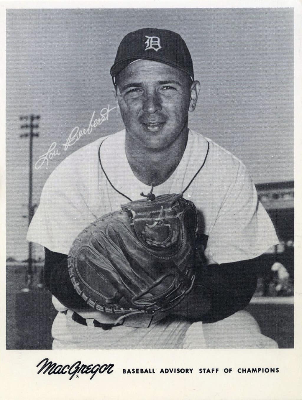 Lou Berberet - Detroit Tigers - Upper body - B/W - BerberetLou.jpg - 4x5