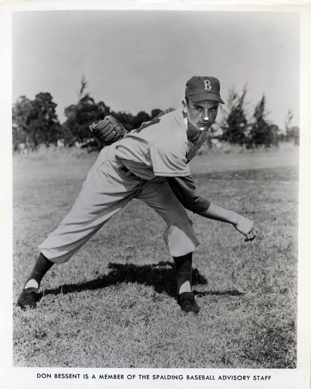 Don Bessent - Los Angeles Dodgers - follow through - B/W - BessentDon891.jpg - 8x10