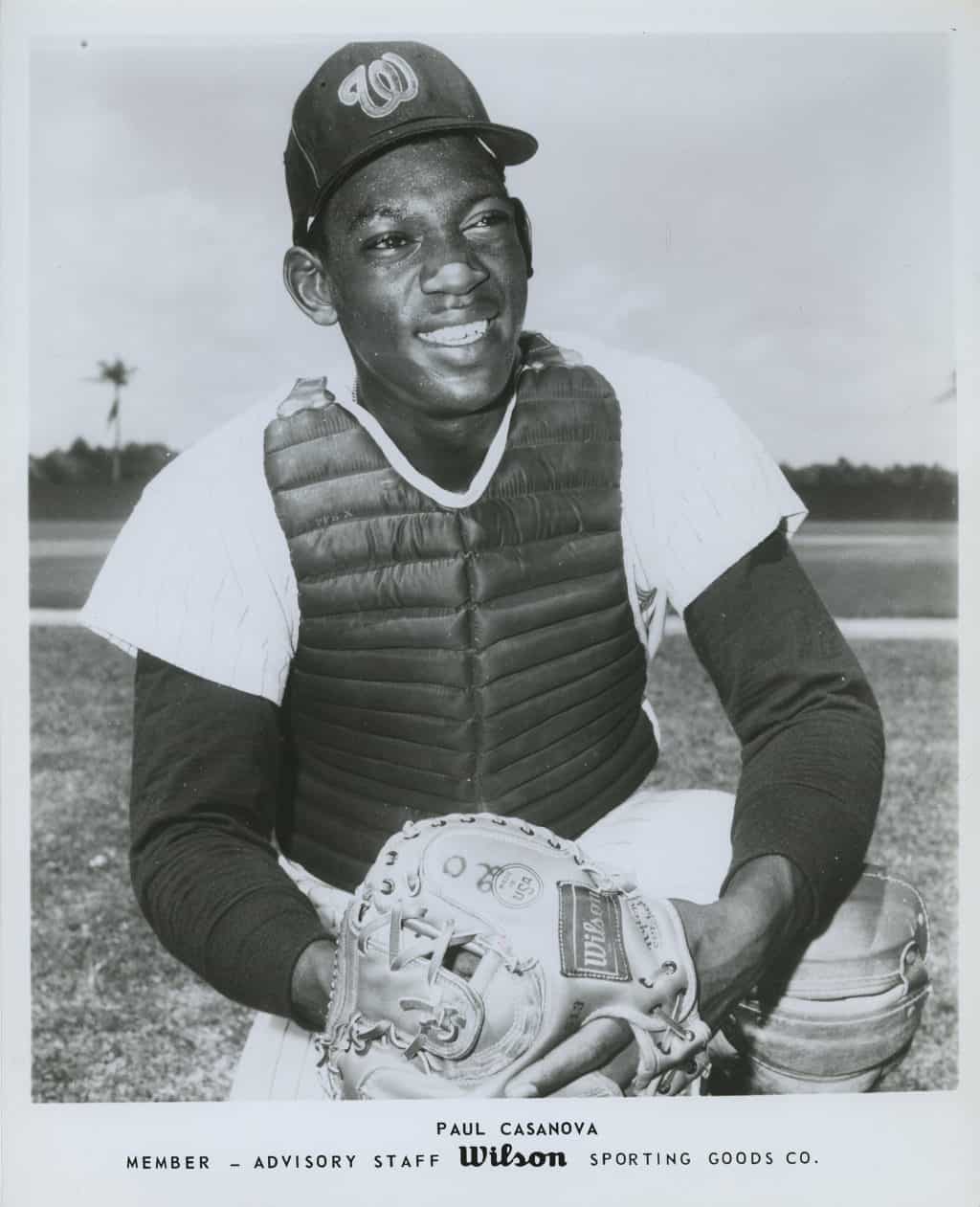 Paul Casanova - Washington Senators - catching - B/W - CassanovaPaul767.jpg - 8x10