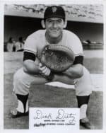 Dick Dietz - SanFrancisco Giants - catcher crouch - B/W - DietzDick009.jpg - 8x10