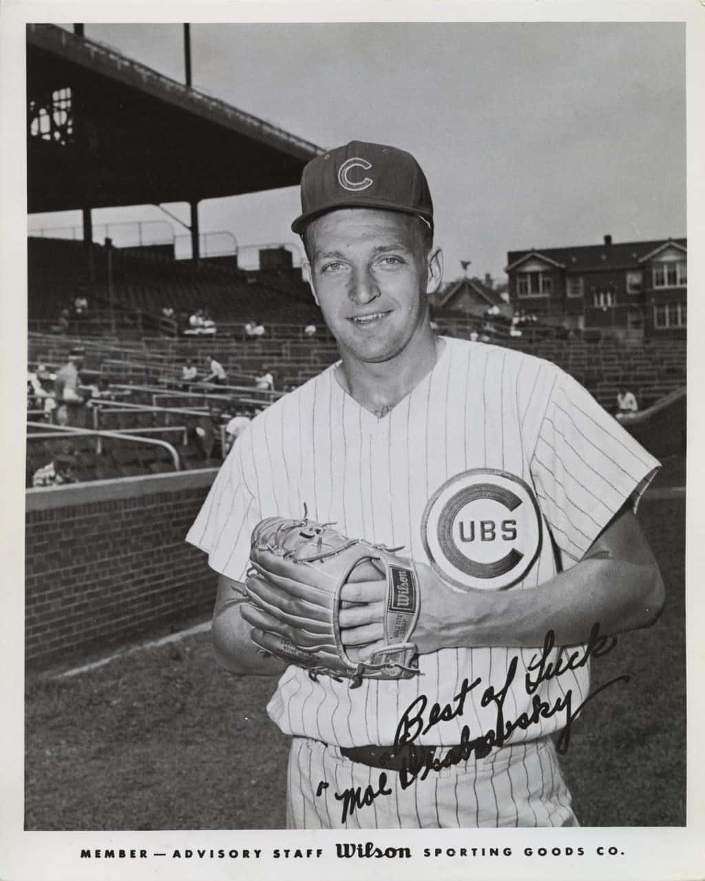 Moe Drabowsky - Chicago Cubs - waist up - B/W - DrabowskyMoe778.jpg - 8x10