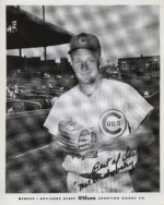 Moe Drabowsky - Chicago Cubs - waist up - B/W - DrabowskyMoe778.jpg - 8x10