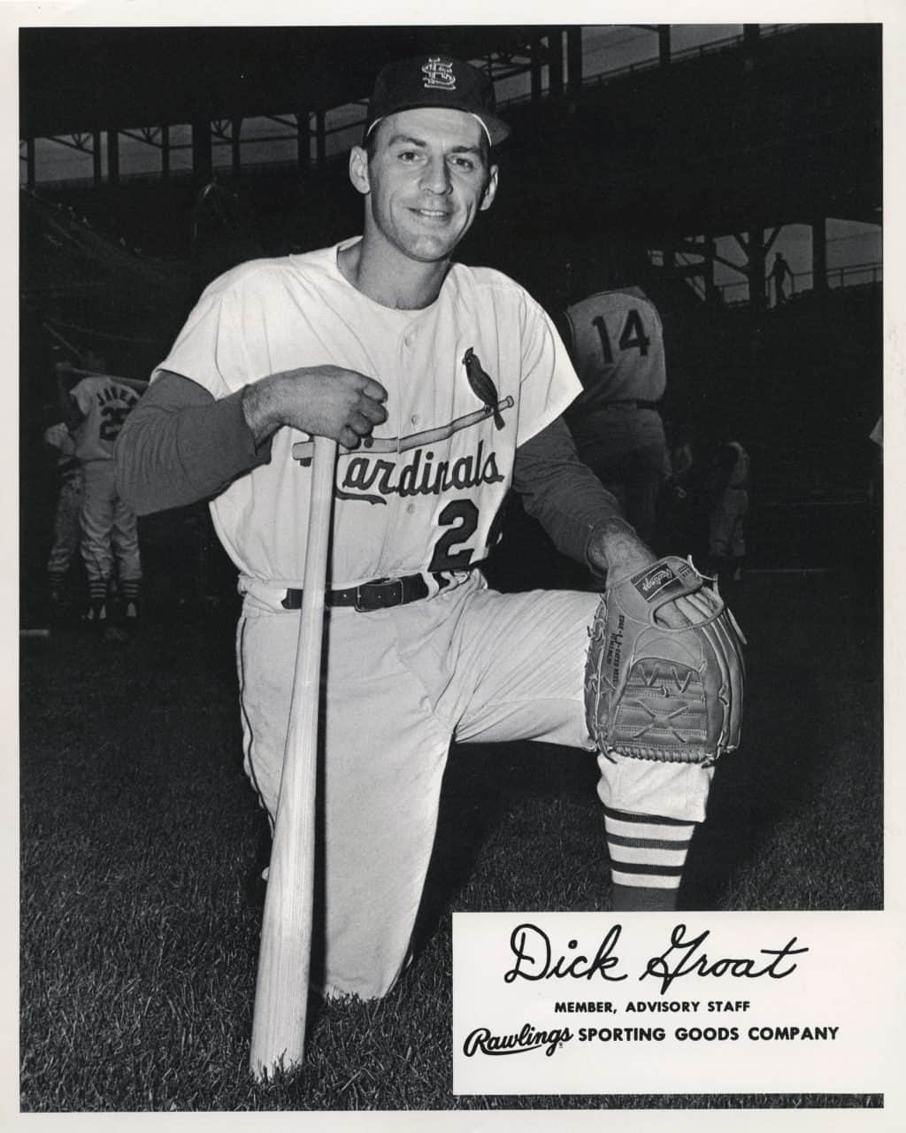 Dick Groat - St. Louis Cardinals - kneeling with bat - B/W - GroatDick-5015.jpg - 8x10