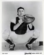 Tom Haller - San Francisco Giants - catching crouch - B/W - HallerTom922.jpg - 8x10