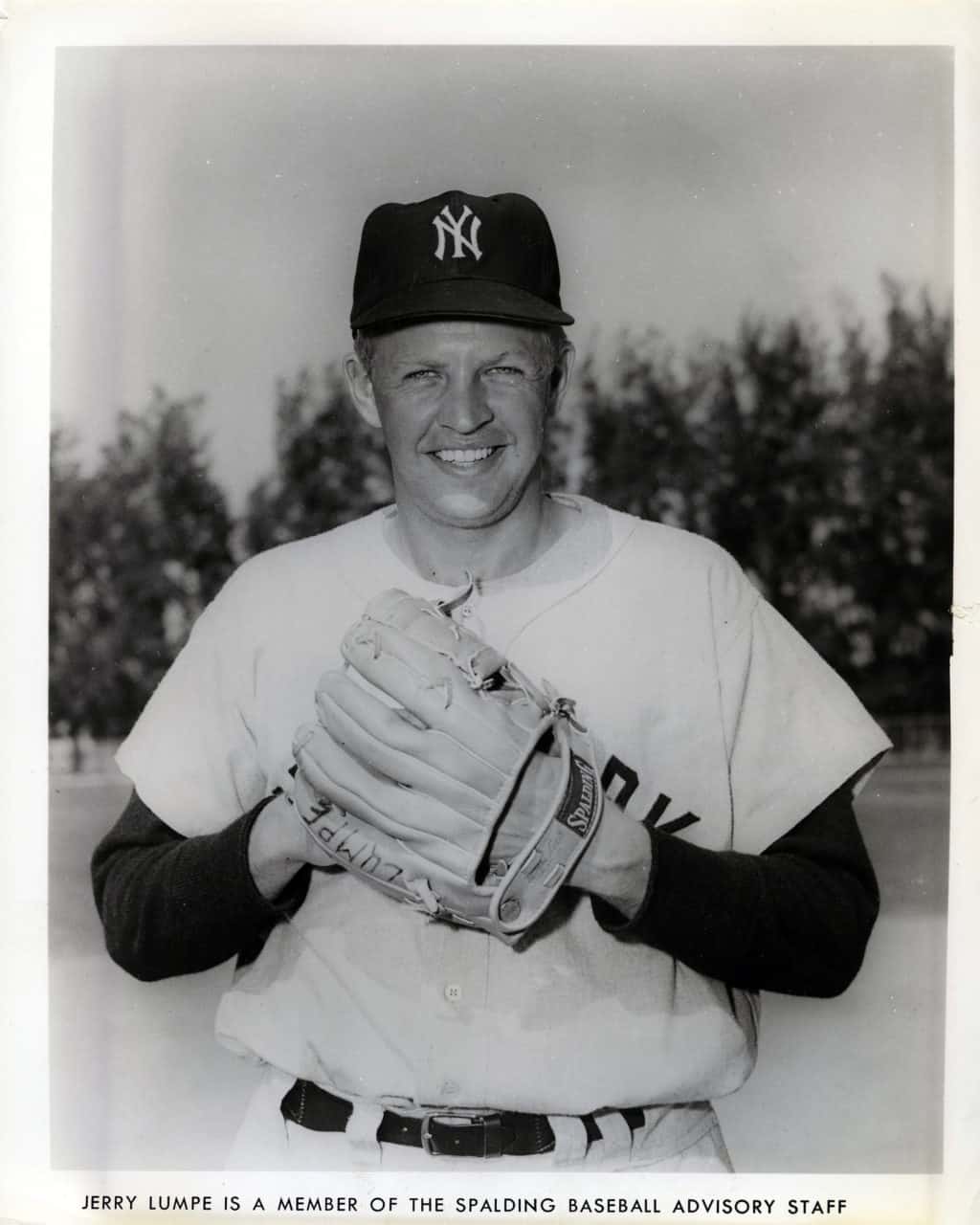 Jerry Lumpe - New York Yankees - upper body - B/W - LumpeJerry-2936.jpg - 8x10