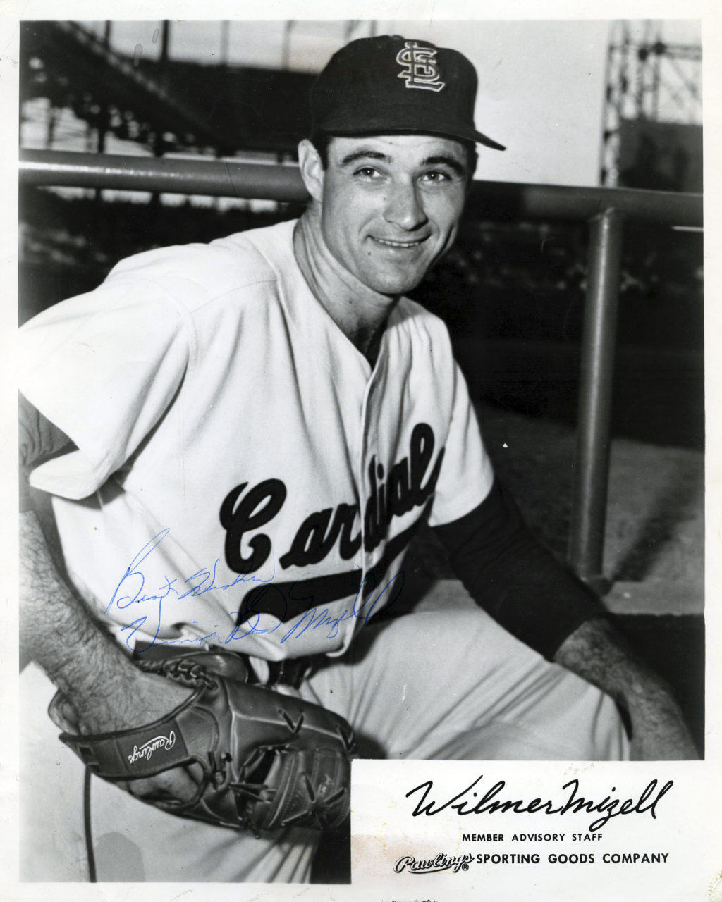 Wilber Mizell - St. Louis Cardinals - upper body - B/W - MizellWilber054.jpg - 8x10
