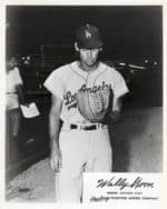 Wally Moon - Los Angeles Dodgers - standing - B/W - MoonWally-1055.jpg - 8x10