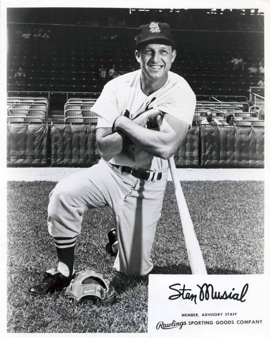 Stan Musial - St. Louis Cardinals - kneeling on bat glove on ground - B/W - MusialStan-2058.jpg - 8x10