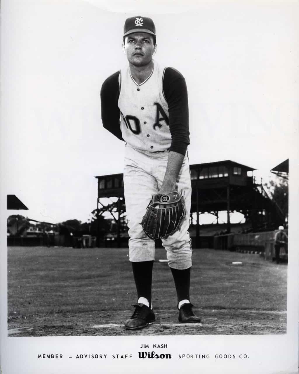 Jim Nash - Oakland Athletics - pitching - B/W - NashJim825.jpg - 8x10