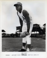 John Odom - Kansas City Athletics - pitching - B/W - OdomJohn829.jpg - 8x10