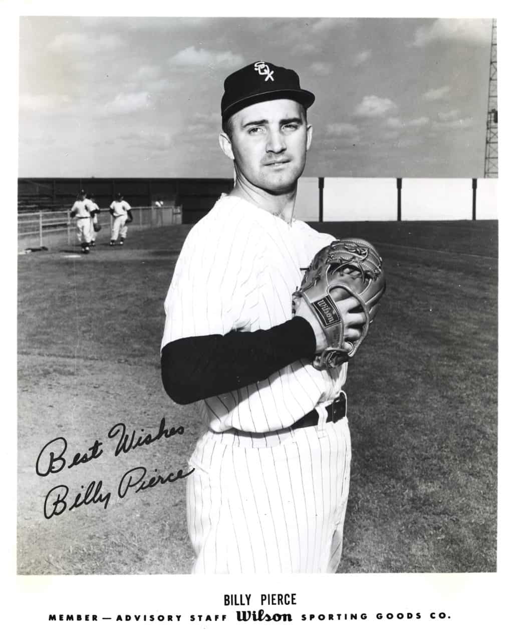 Billy Pierce - Chicago White Sox - stretch - B/W - PierceBilly842.jpg - 8x10