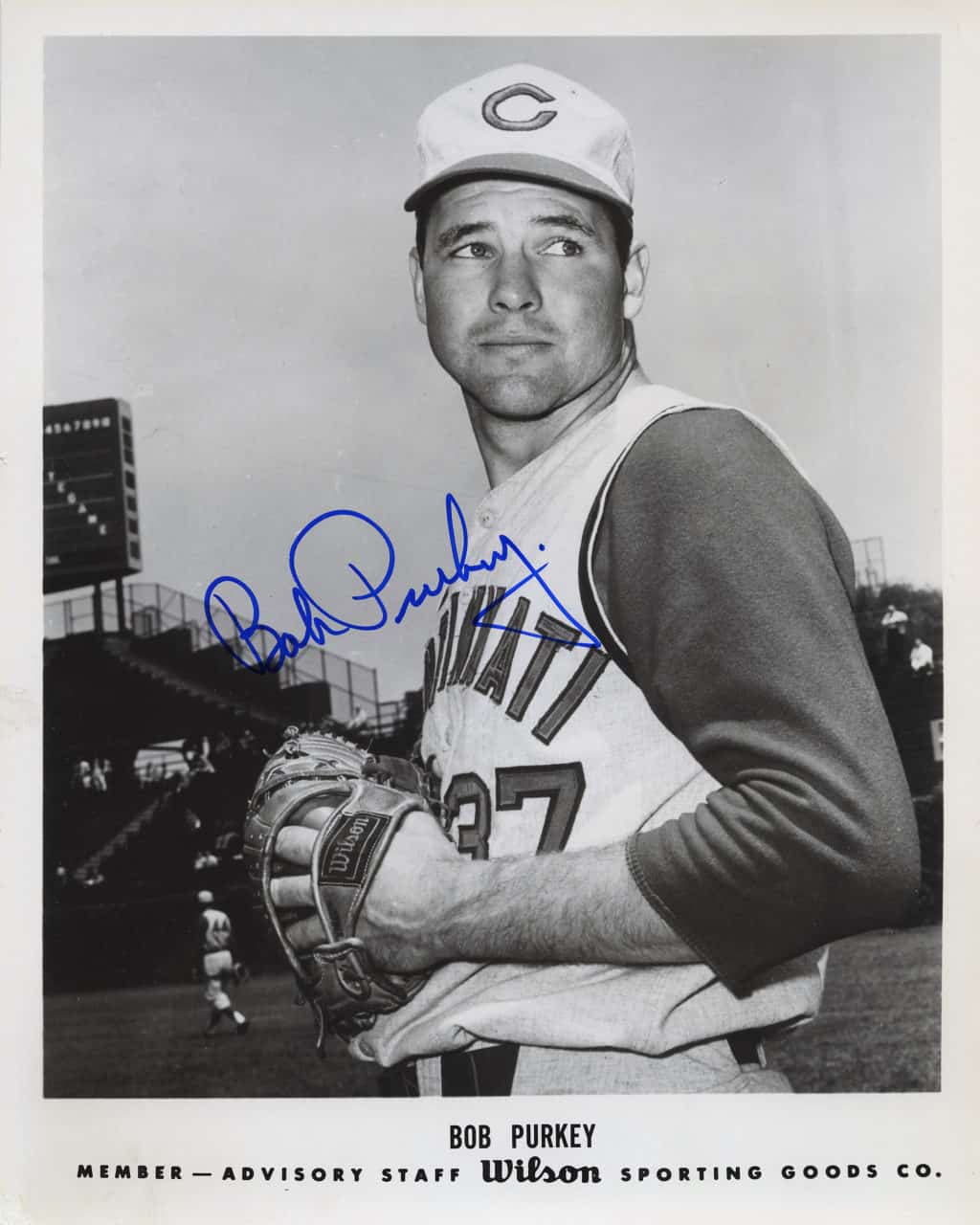 Bob Purkey - Cincinatti Reds - stretch - B/W - PurkeyBob845.jpg - 8x10