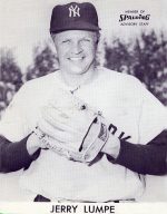 Jerry Lumpe - New York Yankees - upper body w/glove - B/W - LumpeJerry004.jpg - 9x12