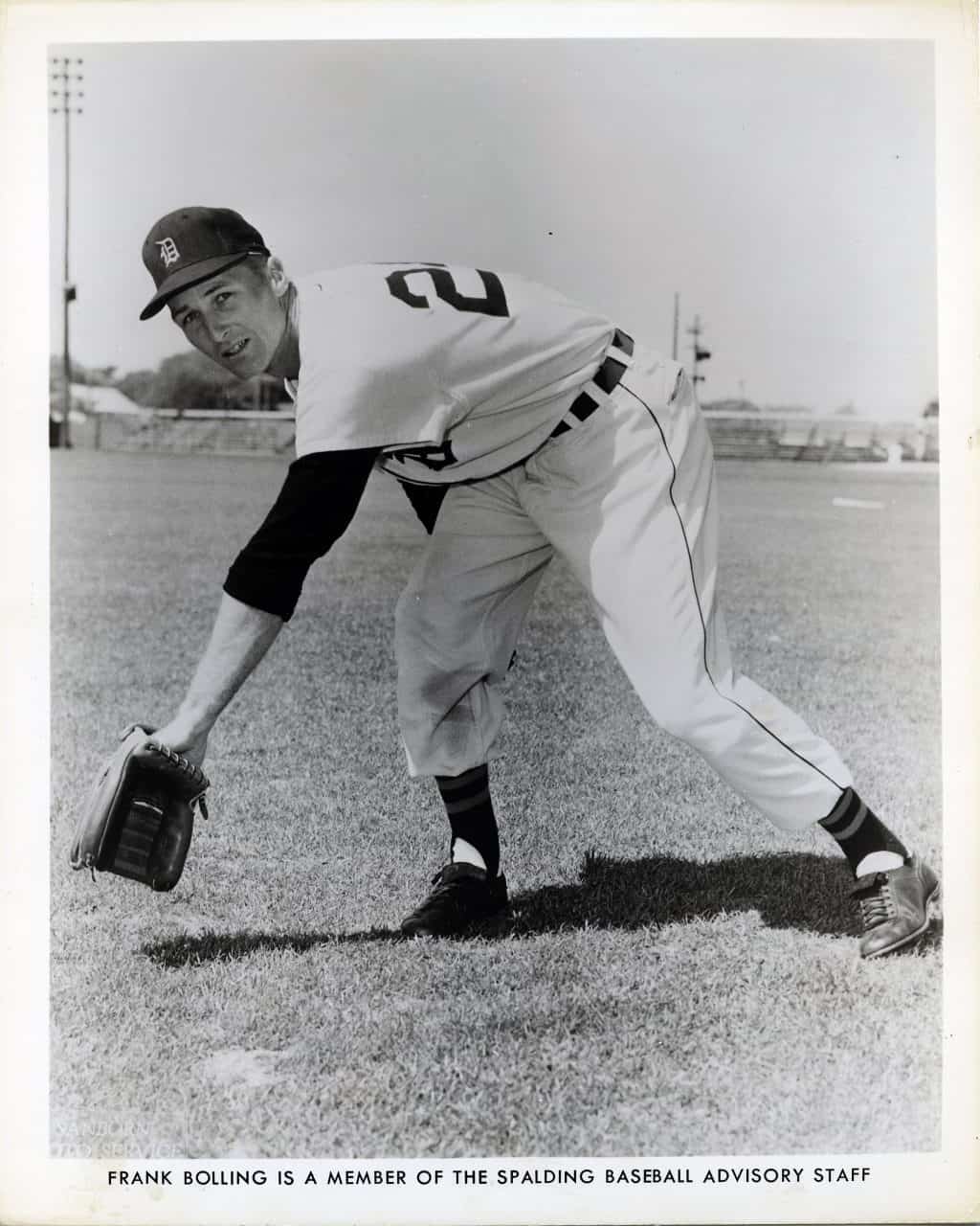 Frank Bolling - Detroit Tigers - fielding - B/W - BollingFrank-5.jpg - 8x10