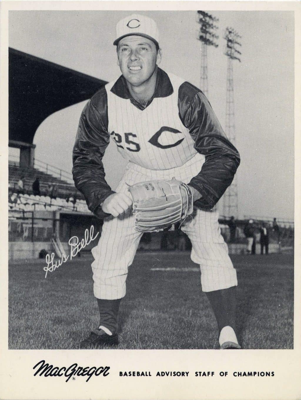 Gus Bell - Cincinnatti Reds - full length - B/W - BellGus.jpg - 4x5