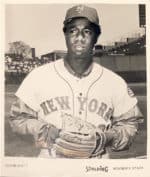 Cleon Jones - New York Mets - Upper Body - B/W - JonesCleon-0 - 8x10